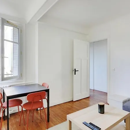 Appartement, Coeur Des Batignolles Montmartre Apartment Paris