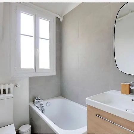 Appartement, Coeur Des Batignolles Montmartre Appartamento *